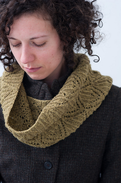 Araminta pattern from Quince & Co Scarves, Etc. 2014